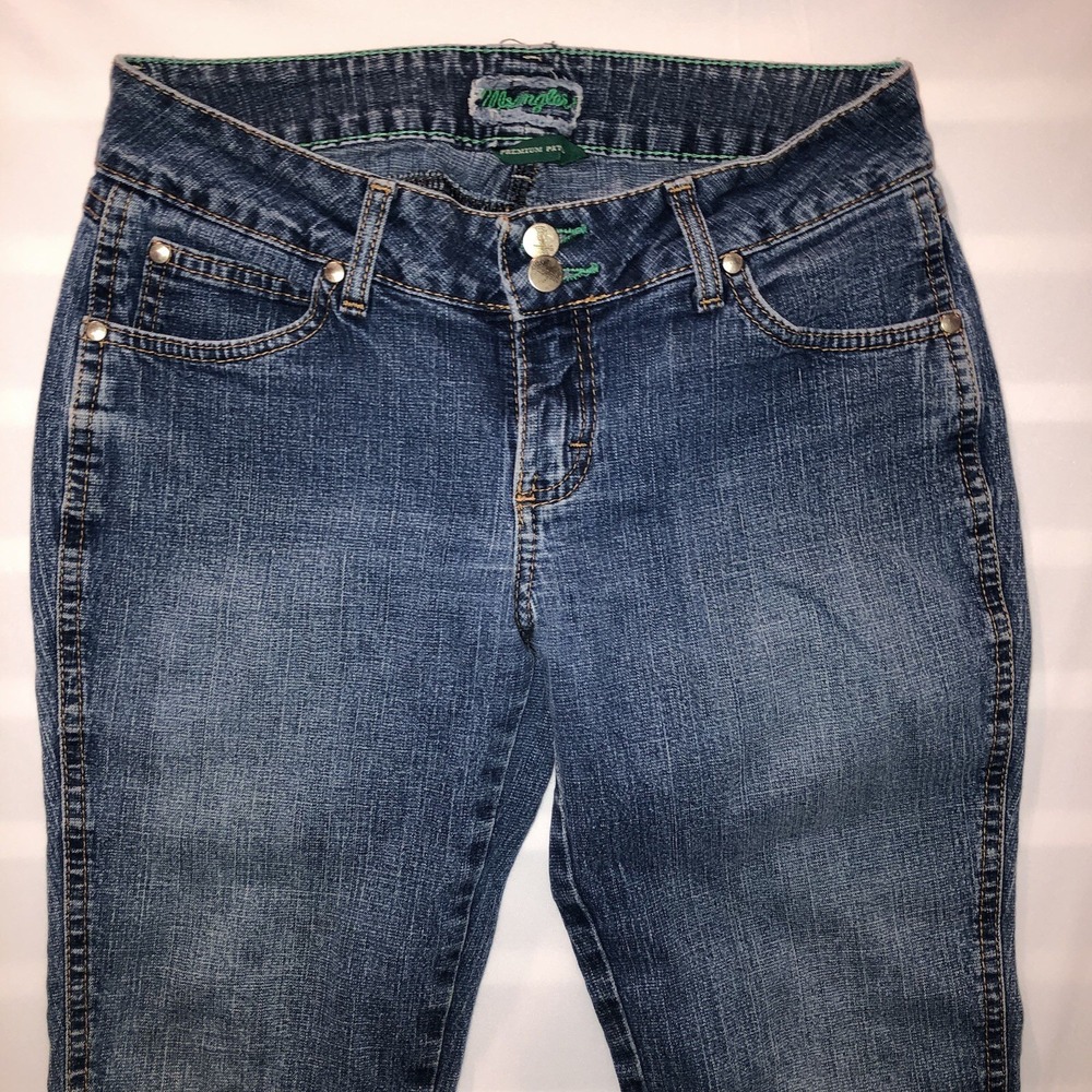 Women's Wrangler Premium Patch Jeans Green Stitching 5/6 X 34